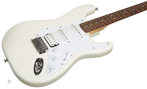 fender squier strat 2010.